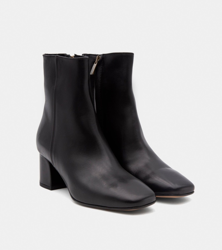 Ankle Boots LADYSHOES | Black Calf Ankle Boots