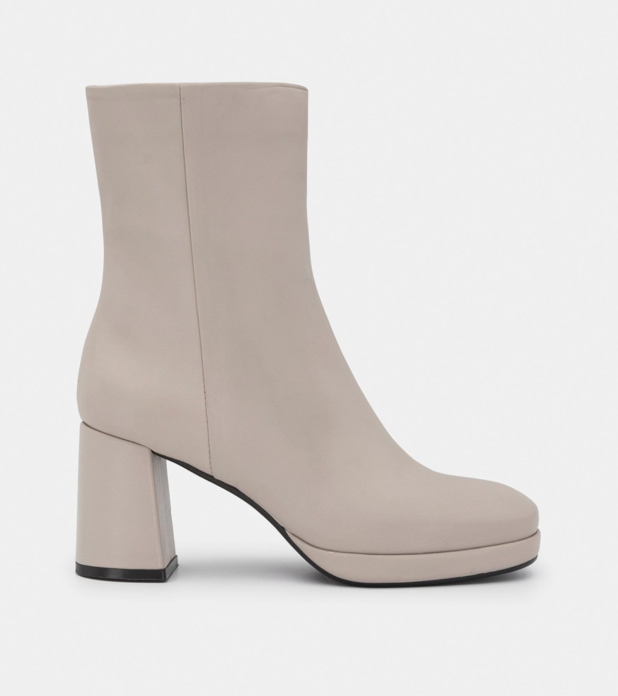 Ankle Boots ANIMA | Chalk Nappa Ankle Boots