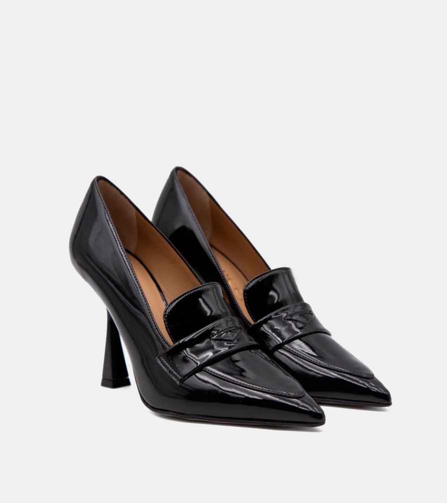 Pumps CRISPI | Patent Black Decollete