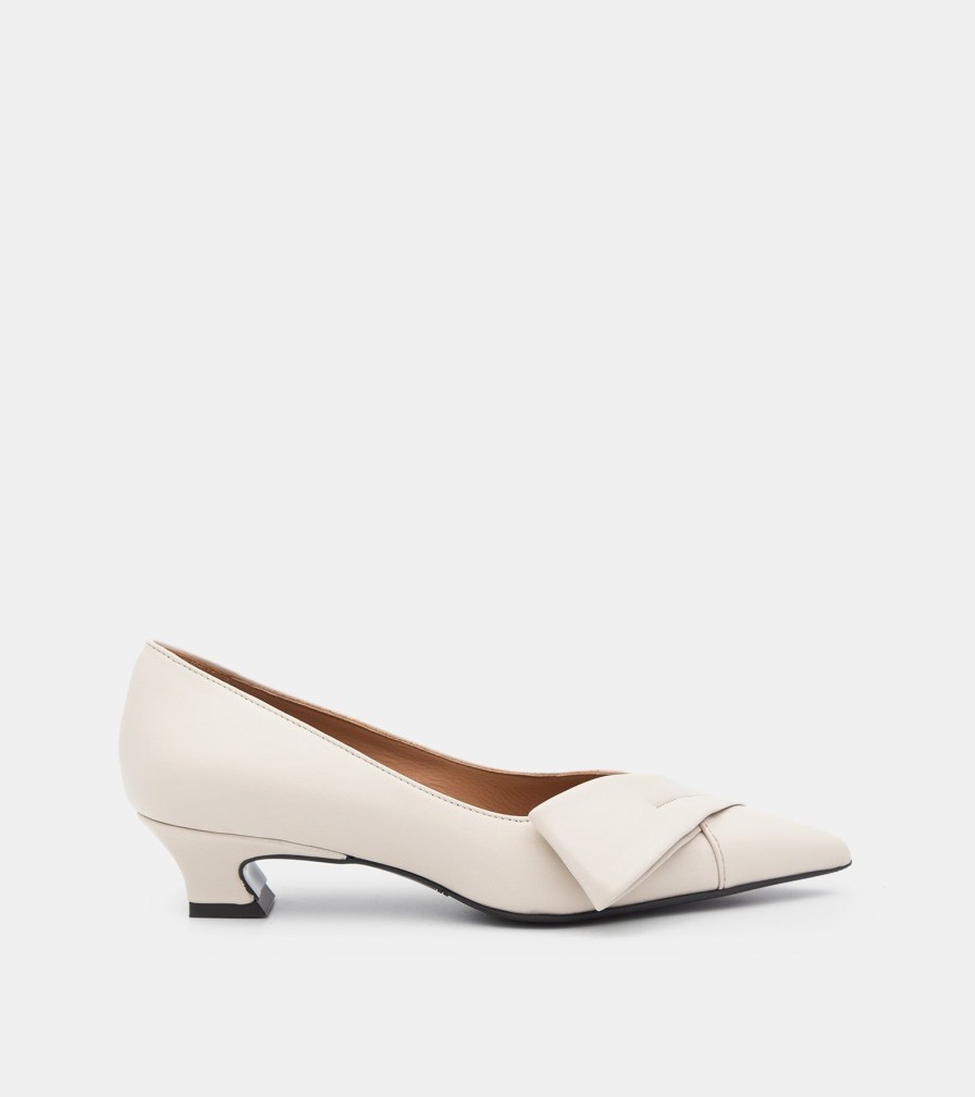 Pumps MARTINA | Milk Nappa Decollete