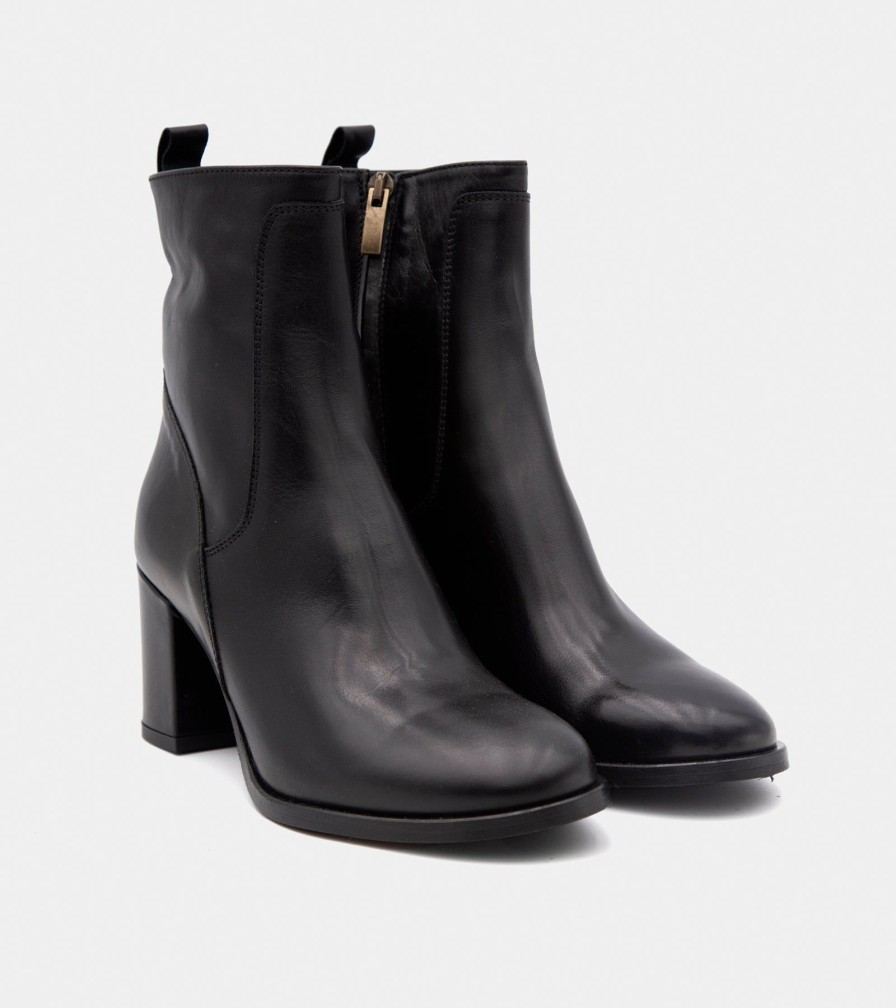 Ankle Boots LADYSHOES | Black Leather Ankle Boots