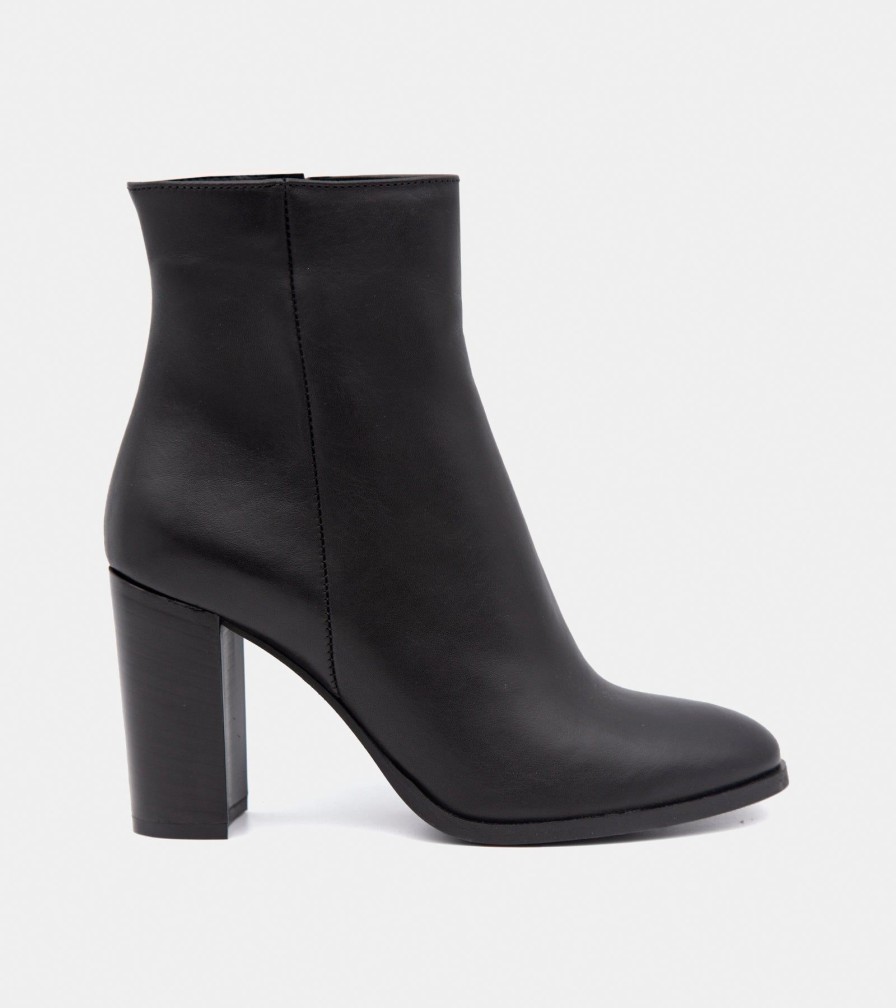 Ankle Boots LADYSHOES | Black Leather Ankle Boots